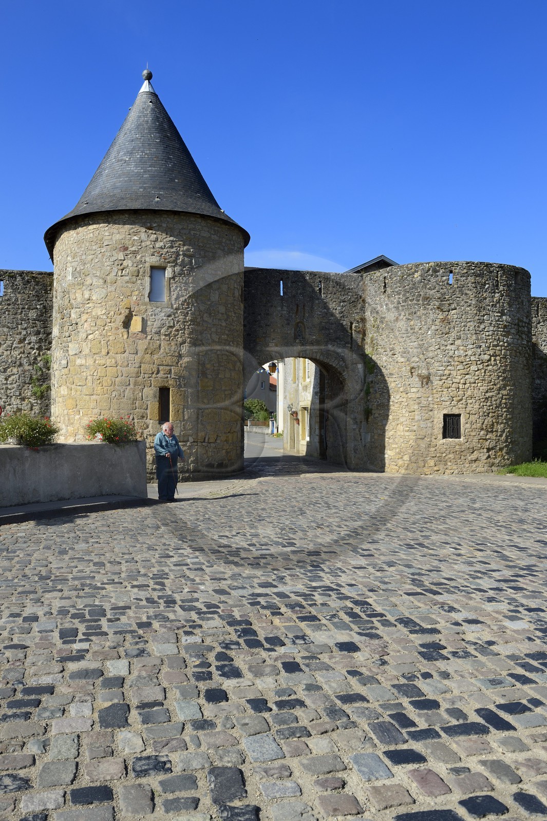 France, Moselle, Rodemack, labelled Les Plus Beaux Villages de France (The Most Beautiful Villages of France), porte de Sierck (Sierck gate)