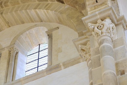France, Saône et Loire (71), ancienne abbaye de Cluny, sous le clocher de l'eau bénite (mention obligatoire RMN)