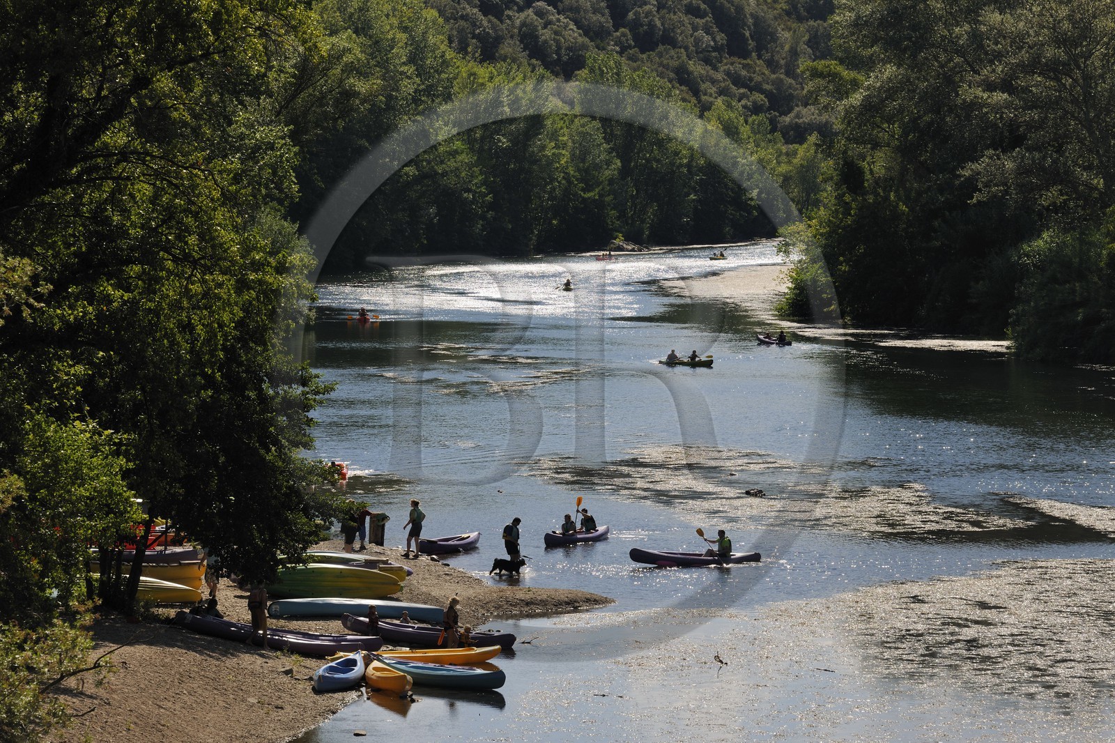 France, Hérault (34), vallée de l' Orb à Roquebrun, descente en canoë-kayak de la rivière Orb