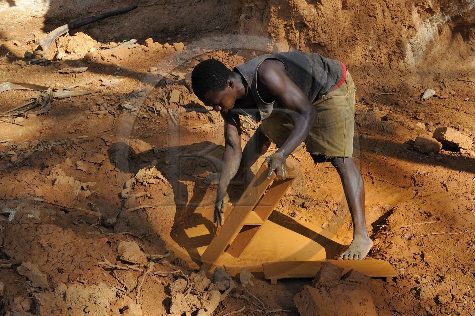 Tanzania, Morogoro district, Uluguru mountains, brick-making clay