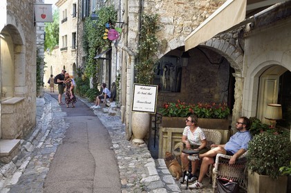 France, Alpes-Maritimes, Saint Paul de Vence, the rue Grande