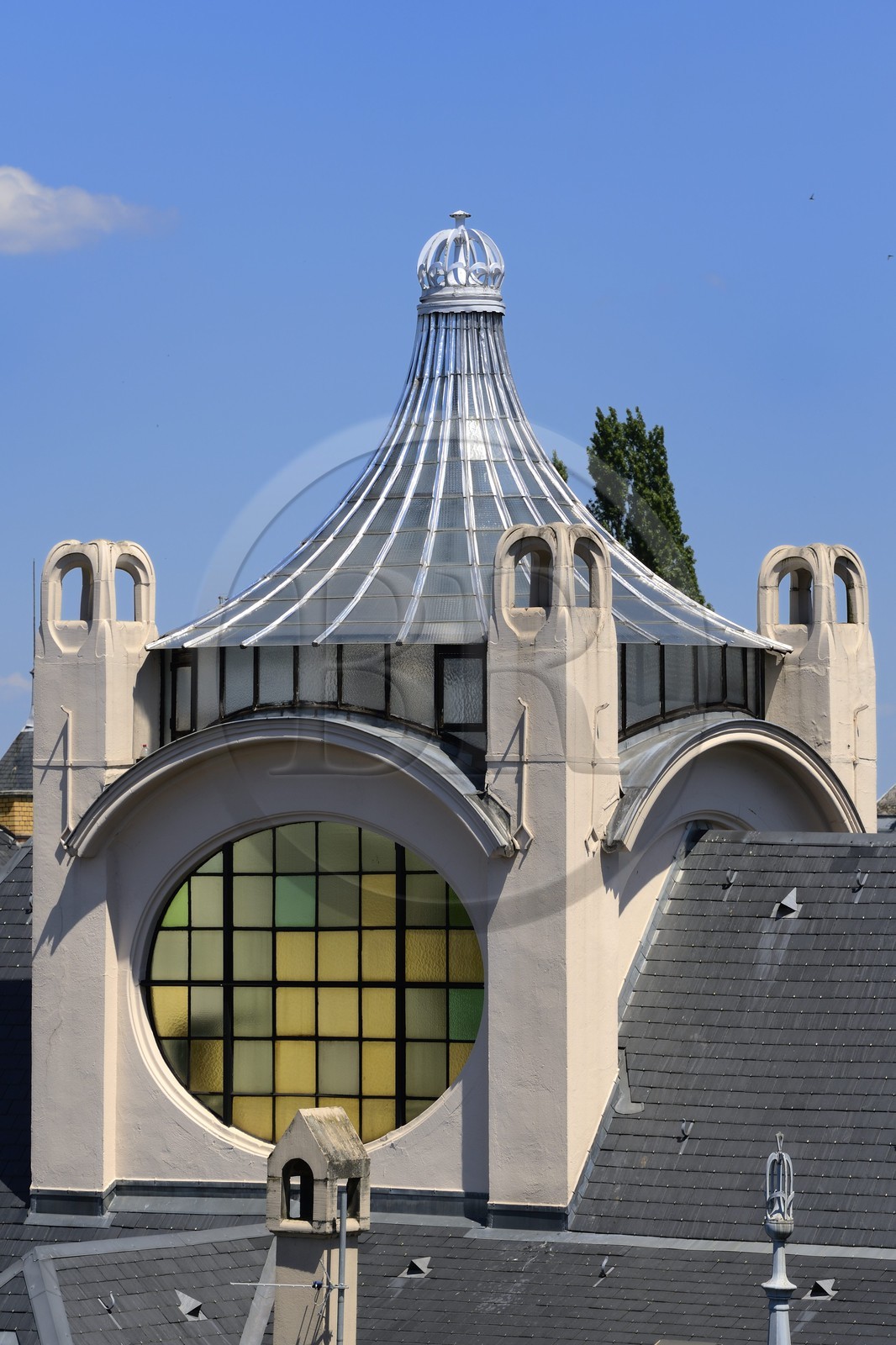 France, Bas-Rhin (67), Strasbourg, quartier de la Neustadt datant de la periode allemande, Villa Stempel au 4 rue Erckmann Chatrian des architectes F.Lütke et H.Backes (1902-1904), le lanternon Jugendstil