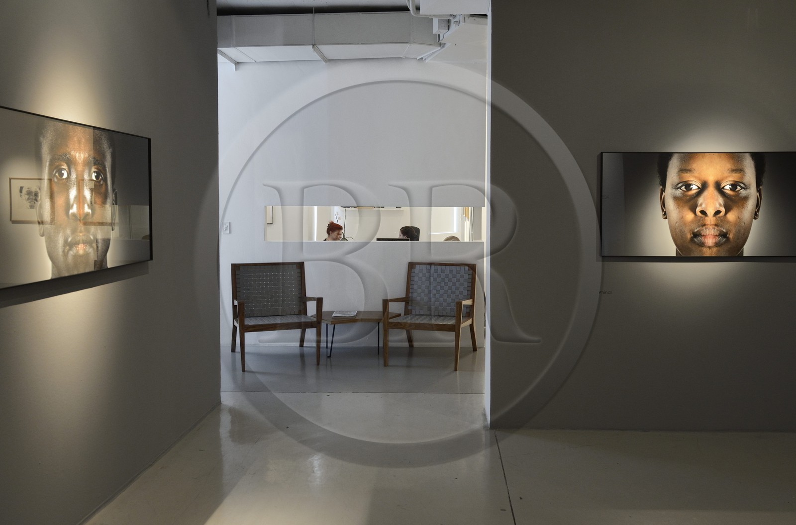 Afrique du Sud, province de Gauteng, Johannesburg, Parkwood, Goodman Gallery, exposition Visages de Guerre (Faces of War) par l'artiste Gabrielle Goliath