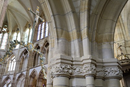 France, Marne, village of Saint-Amand-sur-Fion, Saint-Amand church, frieze depicting the life of the village, here the vineyard and its predators