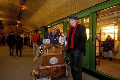 France, Paris (75), dernier Metro, visite et d