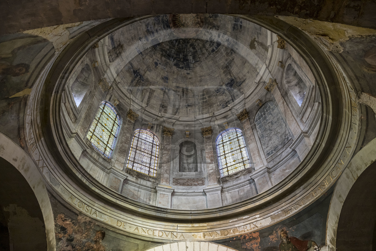 France, Vaucluse (84), Avignon, noviciat des jésuites Saint-Louis, la chapelle présente le plan d’une croix grecque surmontée d’un dome porté par un tambour (1620)
