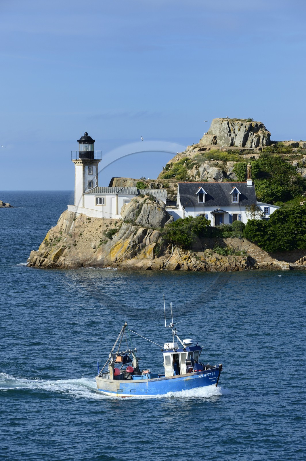 France, Finistère (29), baie de Morlaix, Carantec,  maison-phare de l'Ile Louet (aussi une maison d'hôtes en saison estivale)