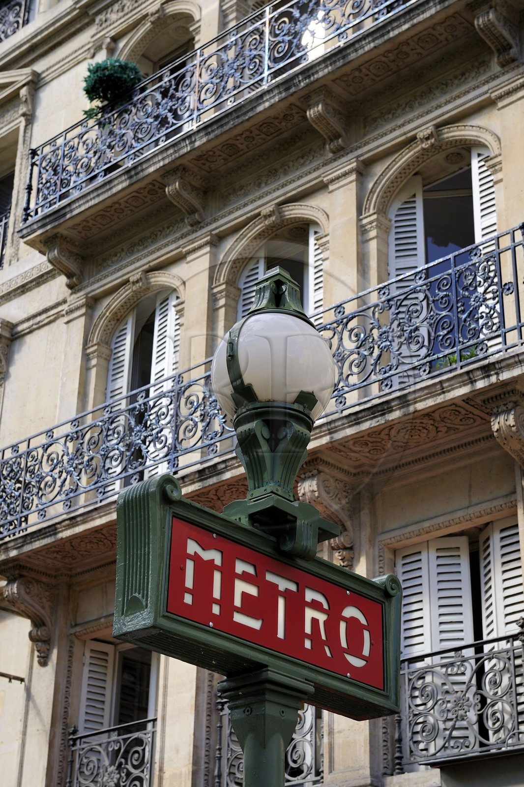 France, Paris (75), bouche de metro Grands Boulevards sur le boulevard Poissonnière