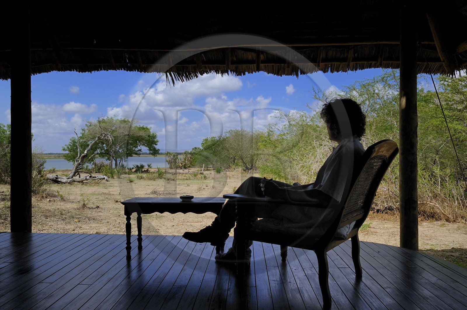 Tanzanie, Reserve de gibier de Selous une des plus grandes zones protégées au monde et inscrite sur la liste du patrimoine mondial de l’Unesco depuis 1982, le très exclusif Selous Camp, une des 13 tentes de luxe