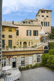 Italie, Ligurie, Gênes, palais des Rolli classés Patrimoine Mondial de l'UNESCO, le palazzo Interiano Pallavicino construit en 1567, la facade arrière dans les jardins