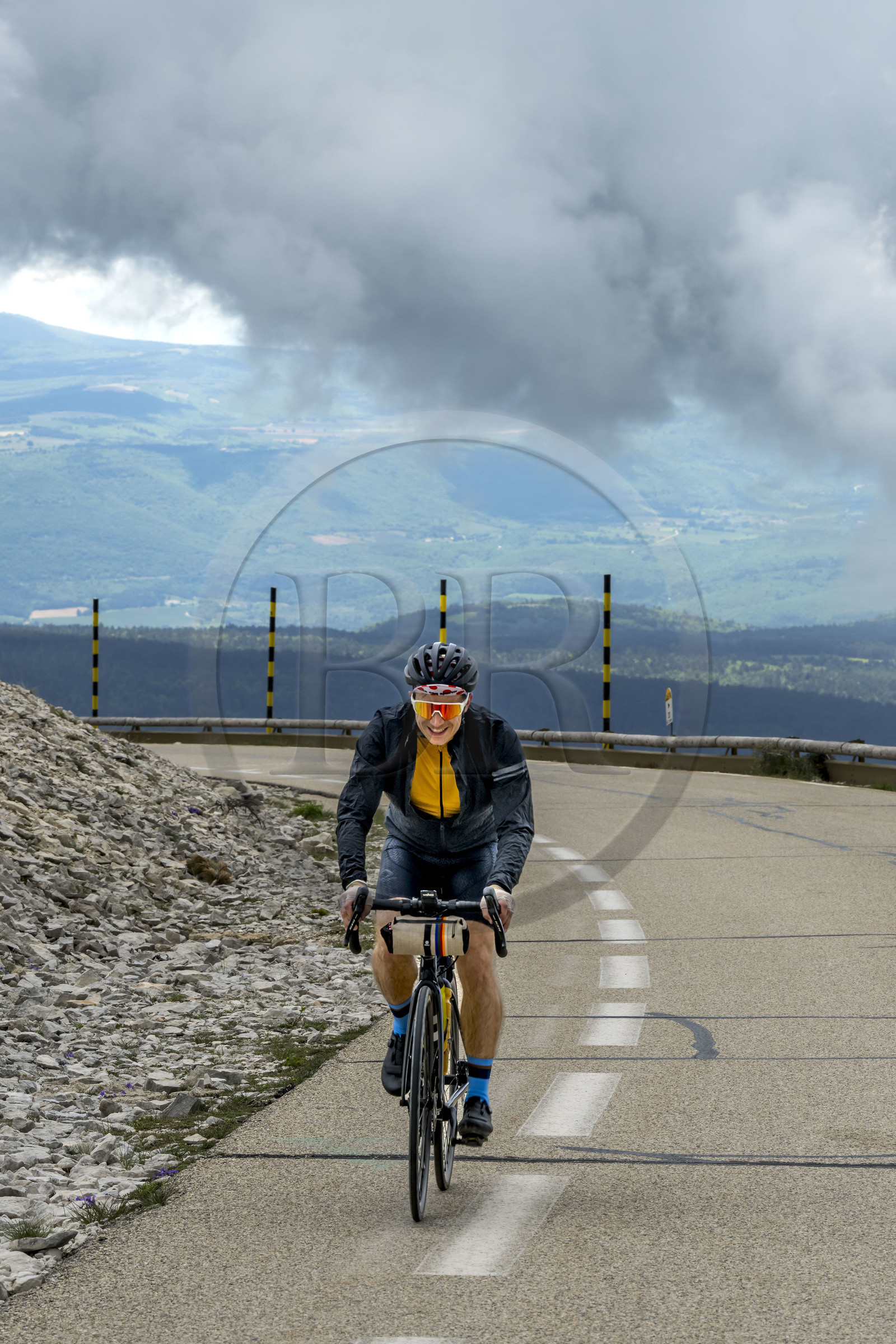 France, Vaucluse, Parc Naturel Regional du Mont Ventoux, Bedoin, bike ascent of Mont Ventoux by the D974 road on the southern slope
