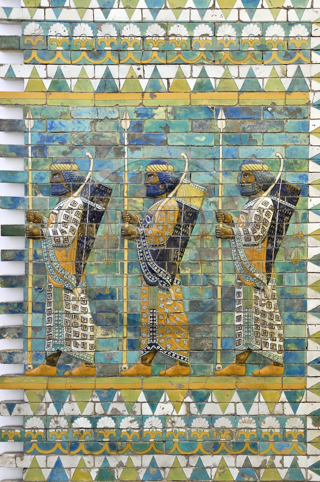 Allemagne, Berlin, l'Ile aux musées, classée Patrimoine Mondial de l'UNESCO, musée de Pergame (Pergamonmuseum), frise antique assyrienne en céramique