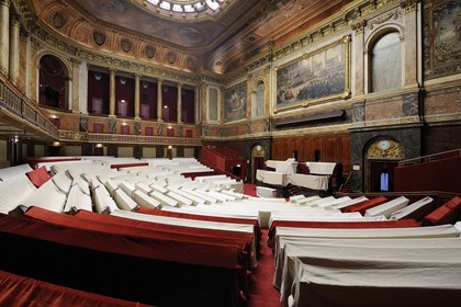 France, Yvelines (78), château de Versailles, classé Patrimoine Mondial de l'UNESCO, aile du Midi, hémicycle du congrès du parlement