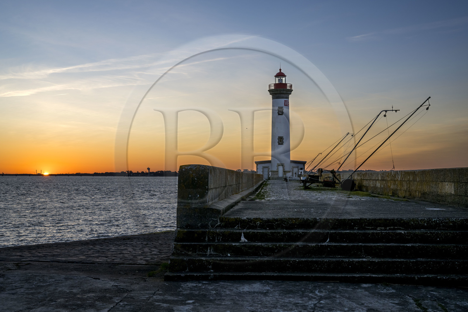 France, Loire-Atlantique (44), Saint-Nazaire, le phare du Vieux Mole