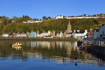 United Kingdom, Scotland, Highland, Inner Hebrides, Isle of Mull, the main town Tobermory and its harbour
