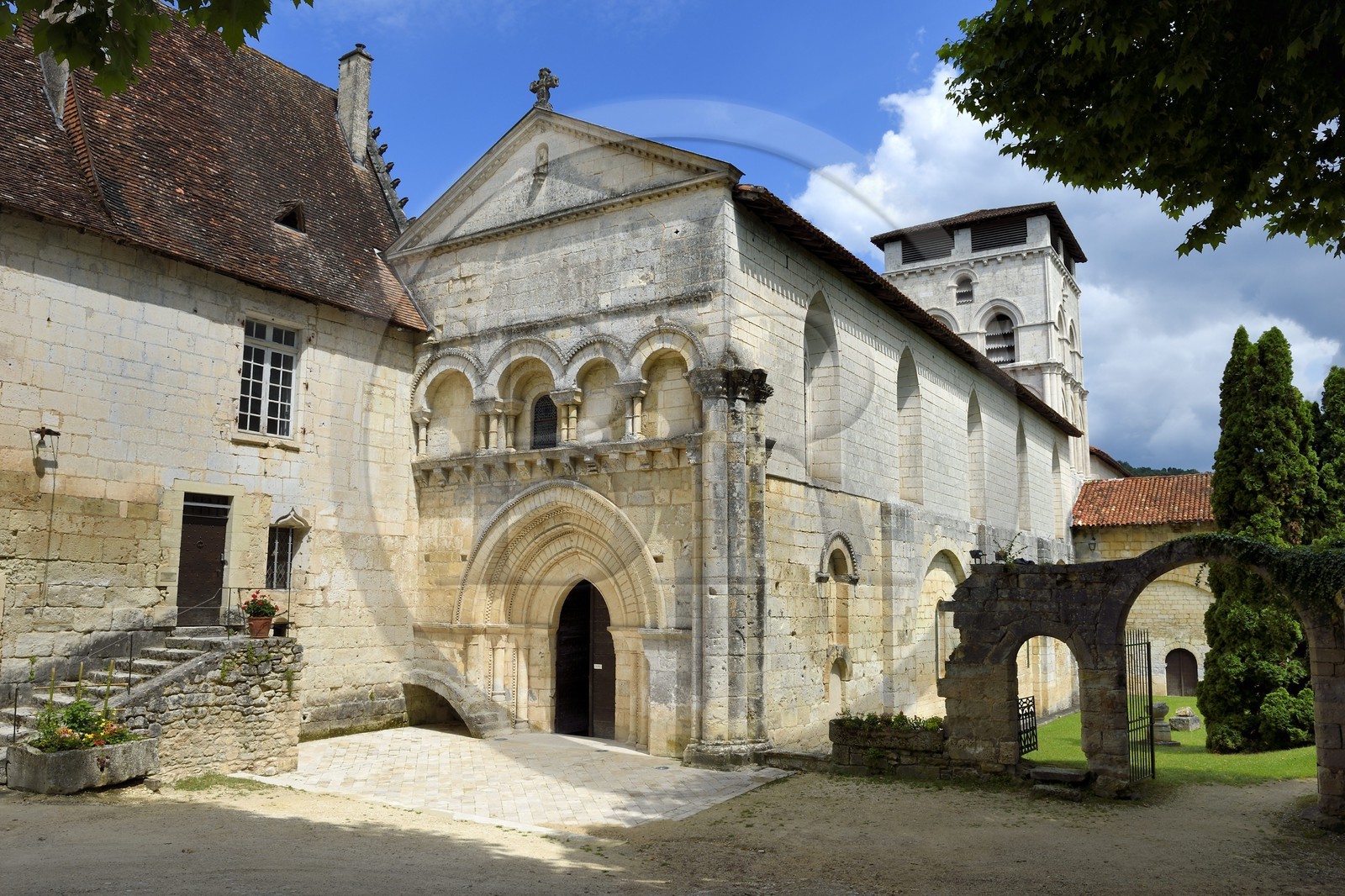 France, Dordogne, Perigord Blanc, Chancelade Romanesque abbey, the abbey church