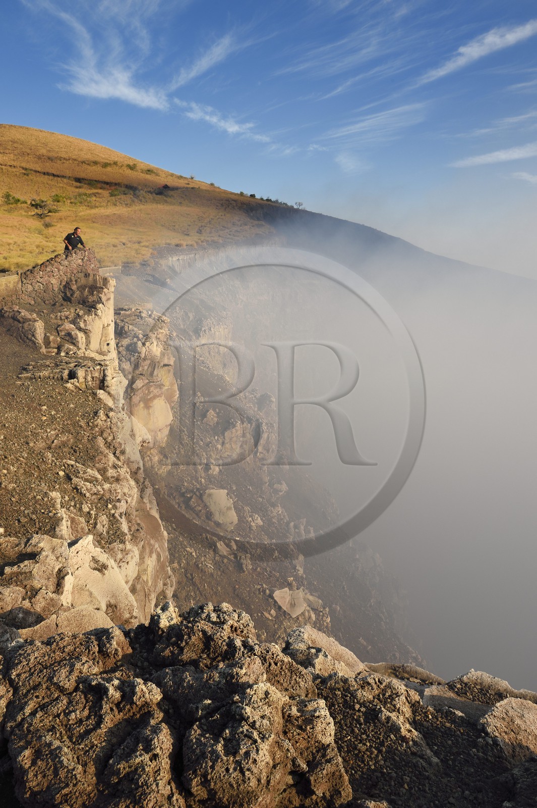 Nicaragua, Masaya, Parc national du Volcan Masaya (Parque Nacional Volcan Masaya), le cratère Santiago toujours actif