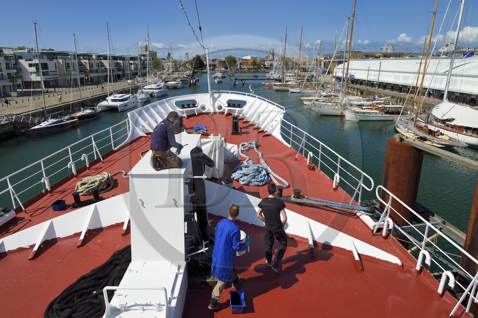France, Charente-Maritime (17), La Rochelle, le bassin des grands yachts, la frégate météorologique France I, navire amiral du Musée Maritime