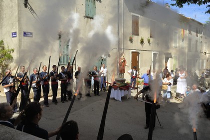 France, Var (83), la Provence Verte, Bras, the Bravade (bravado), procession of Saint Etienne, bravaders firing a blank