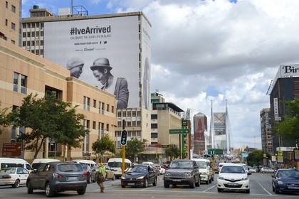 Afrique du Sud, province de Gauteng, Johannesburg, quartier de Braamfontein, le pont Nelson Mandela au bout de Bertha street