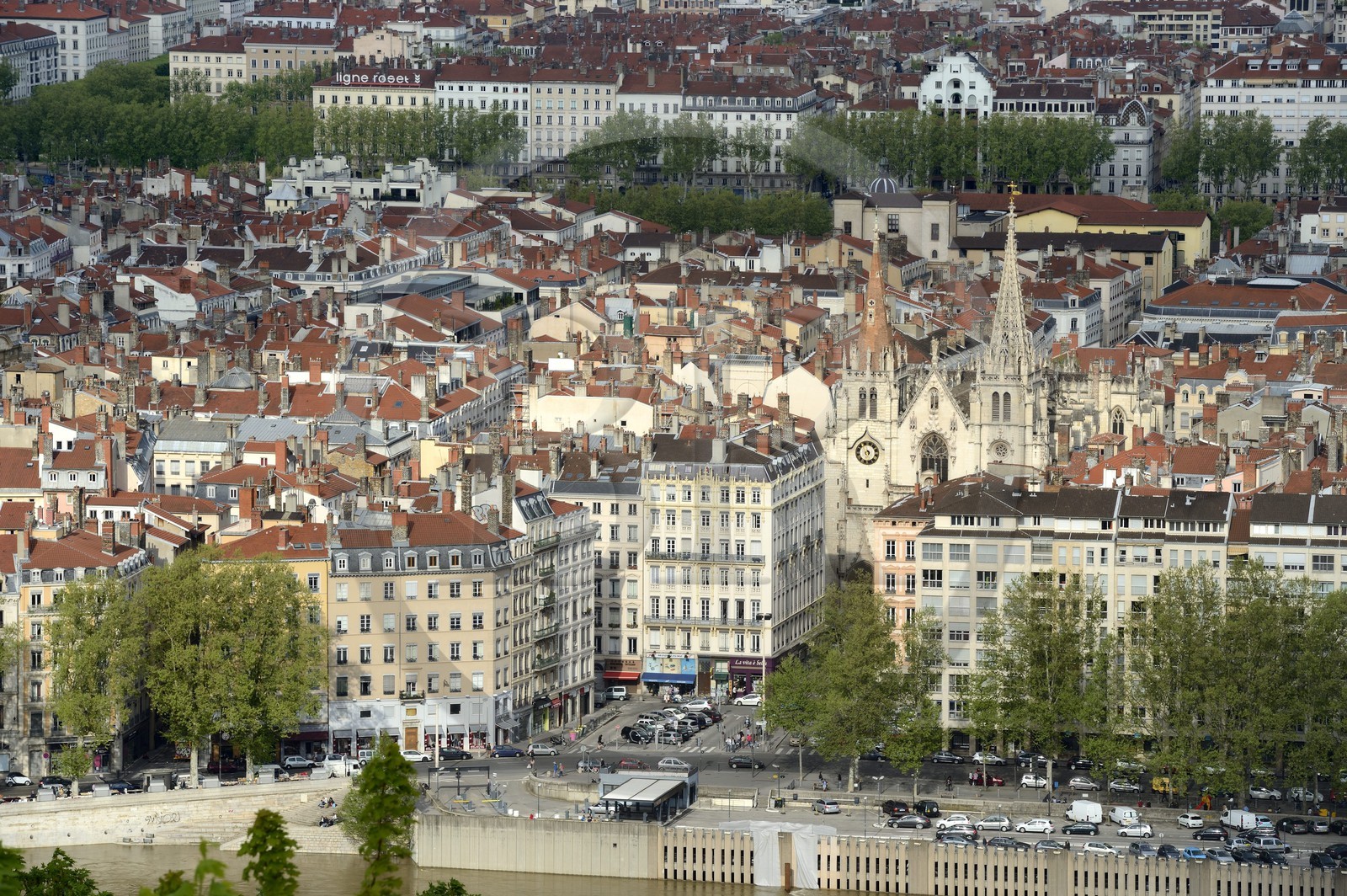 France, Rhone, Lyon, historical site listed as World Heritage by UNESCO, Quai de la Pecherie along the Saône, Saint Nizier church