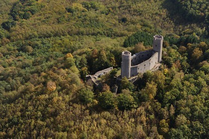 France, Bas-Rhin (67), Barr, château du Haut-Andlau (photo aérienne)