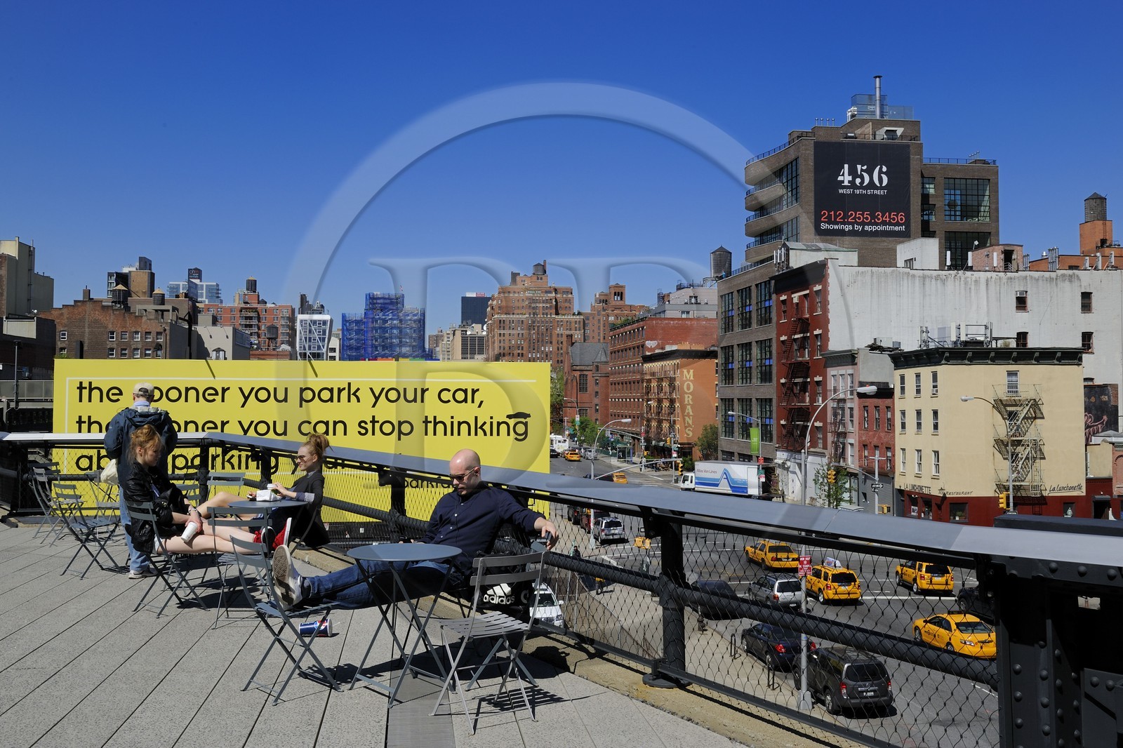 Etats-Unis, New York, Manhattan, Meatpacking district (Gansevoort Market), le High Line Park est une ancienne voie-ferrée aérienne partiellement réhabilitée en parc urbain suspendu