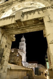 Croatie, Dalmatie, côte dalmate,  Split, la vieille ville romaine classée au Patrimoine Mondial de l’UNESCO, palais de Dioclétien et la cathédrale Saint Domnius