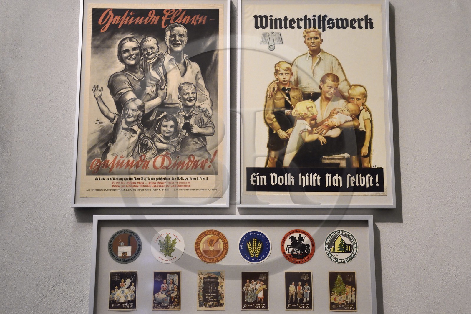 Allemagne, Berlin, le Deutsches Historisches Museum (musée de l’histoire allemande), Régime national-socialiste et la seconde guerre mondiale, affiches de propagande