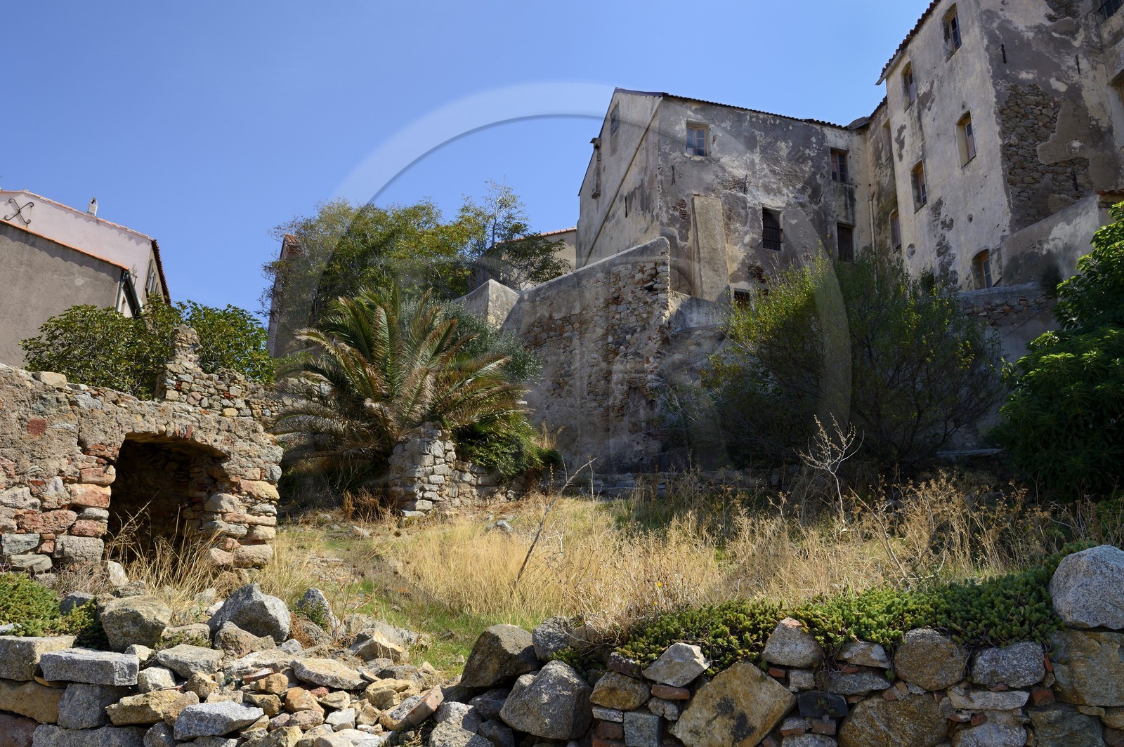 France, Haute-Corse (2B), Calvi, la citadelle, ruines supposées de la maison natale de Christophe Colomb