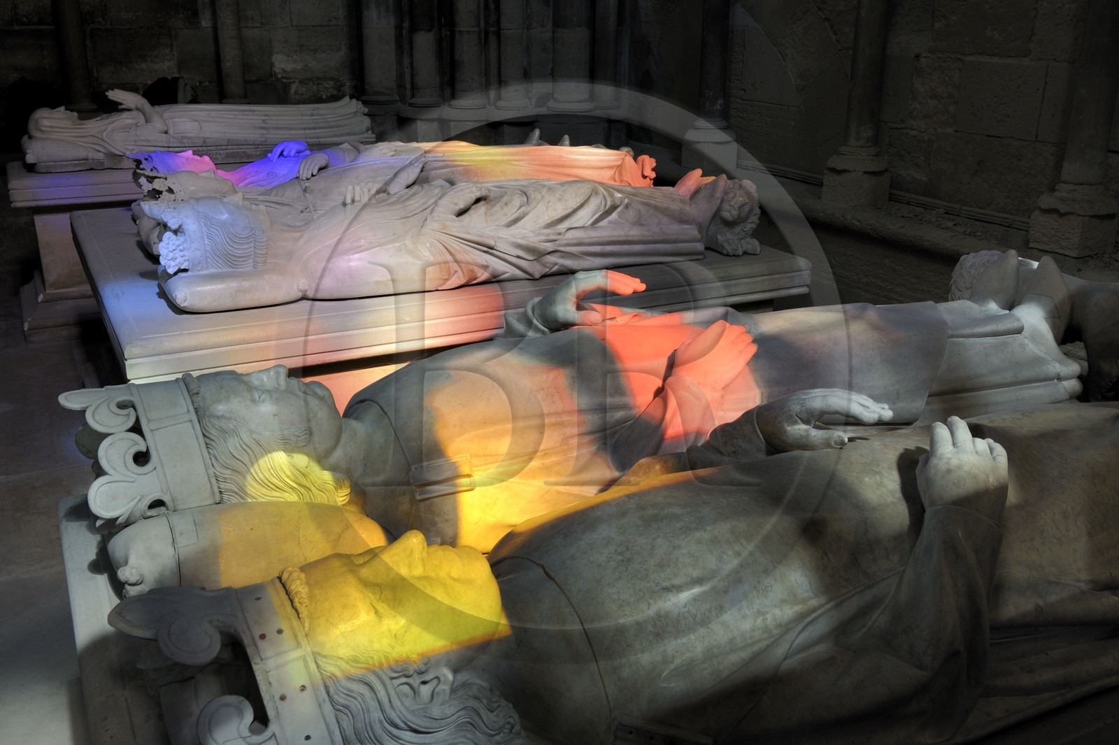 France, Seine-Saint-Denis (93), Saint-Denis, la basilique de Saint-Denis, gisants des rois Valois Philippe VI au premier plan et Jean II le Bon