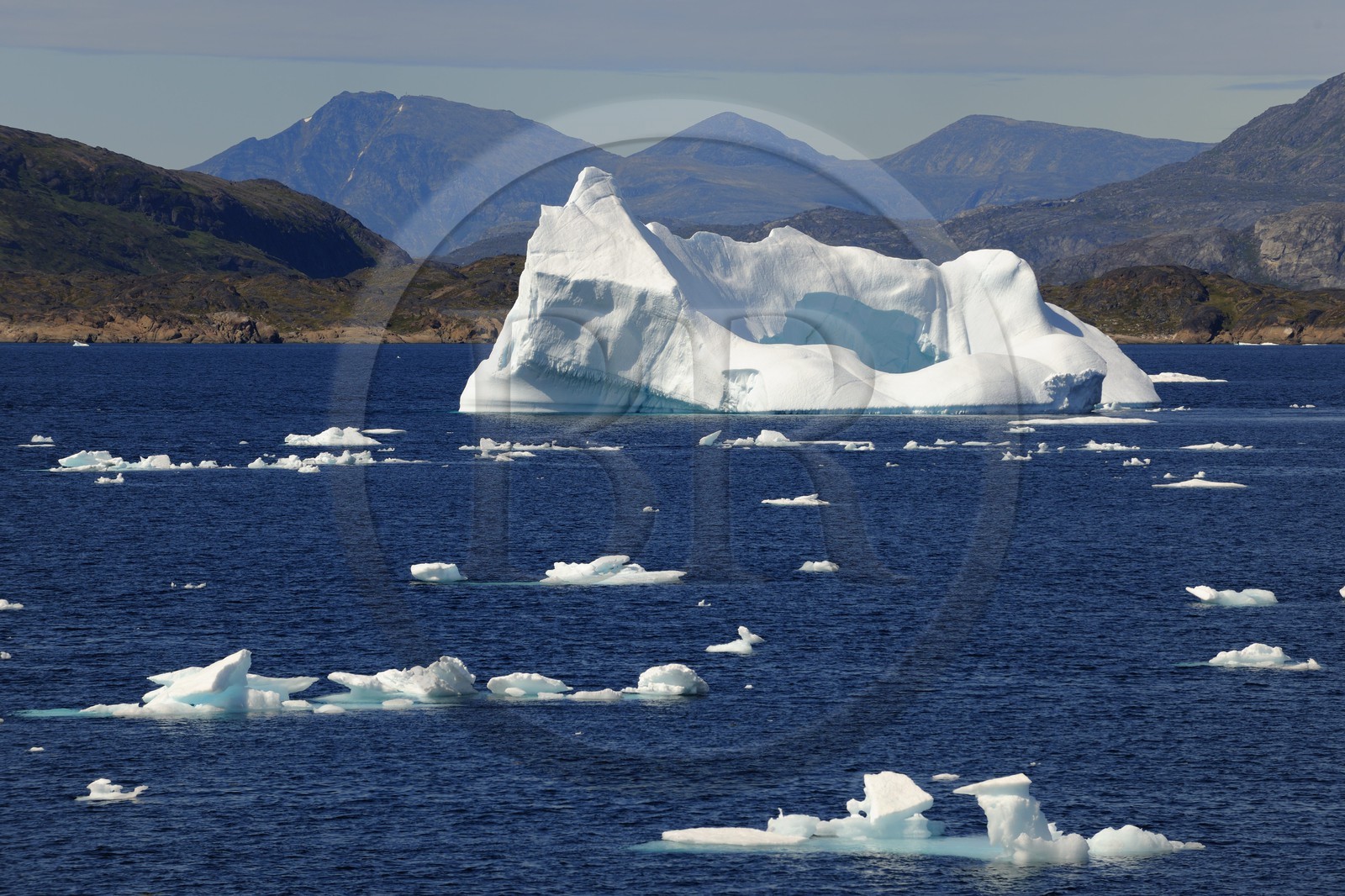 Groenland, région méridionale vers Nanortalik, icebergs
