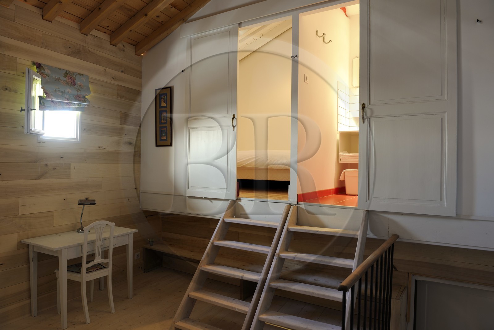 France, Saône et Loire (71), Cluny, Chambres d’hôtes de charme Claire BOUVROT au 6 place du Marché