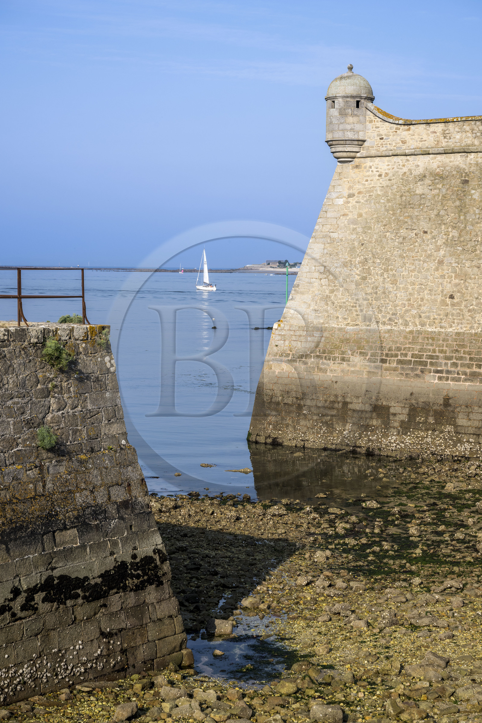 France, Morbihan, Port-Louis, Port Louis Citadel modified by Vauban, at Lorient harbour entrance, museum of the Compagnie des Indes, watchtower protecting the first entrance door