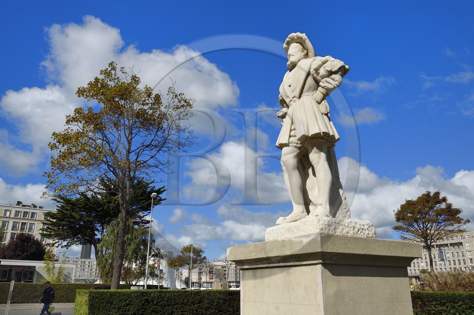 France, Seine Maritime, Le Havre, Downtown rebuilt by Auguste Perret listed as World Heritage by UNESCO, statue of Francois Ist founder of the city next to the gate of the King basin