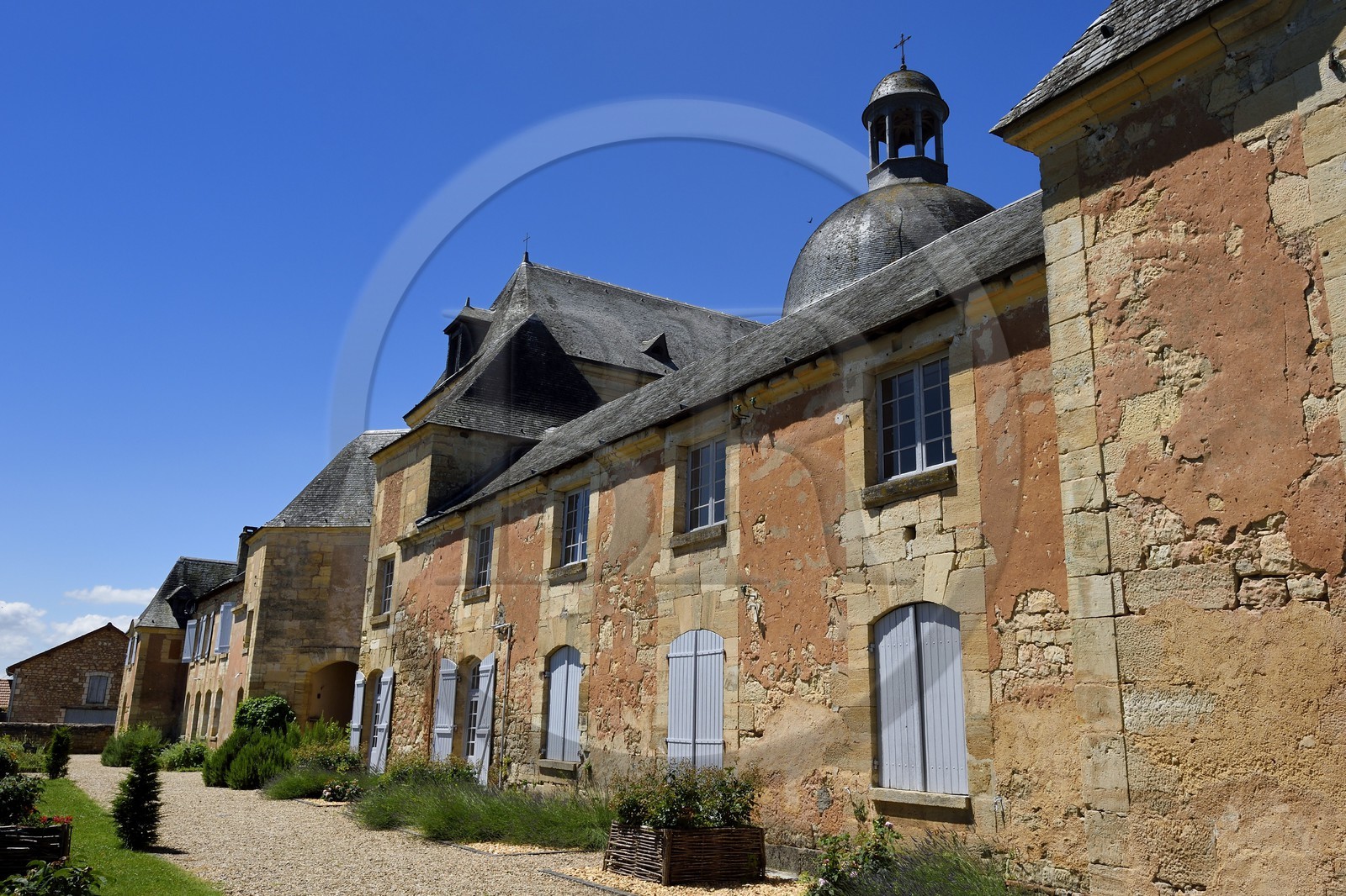 France, Dordogne (24), Périgord Noir, Hautefort, l'ancien hôpital d'Hautefort (ou hospice d'Hautefort) abrite le musée de la Médecine