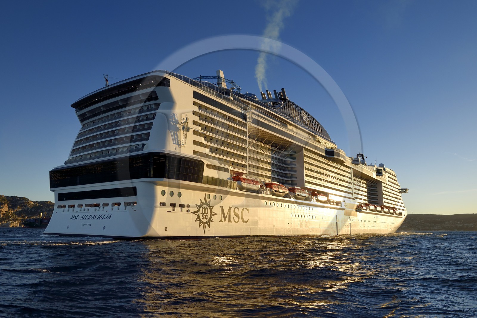 France, Bouches-du-Rhône (13), Marseille, bateau de croisière dans la Rade de Marseille