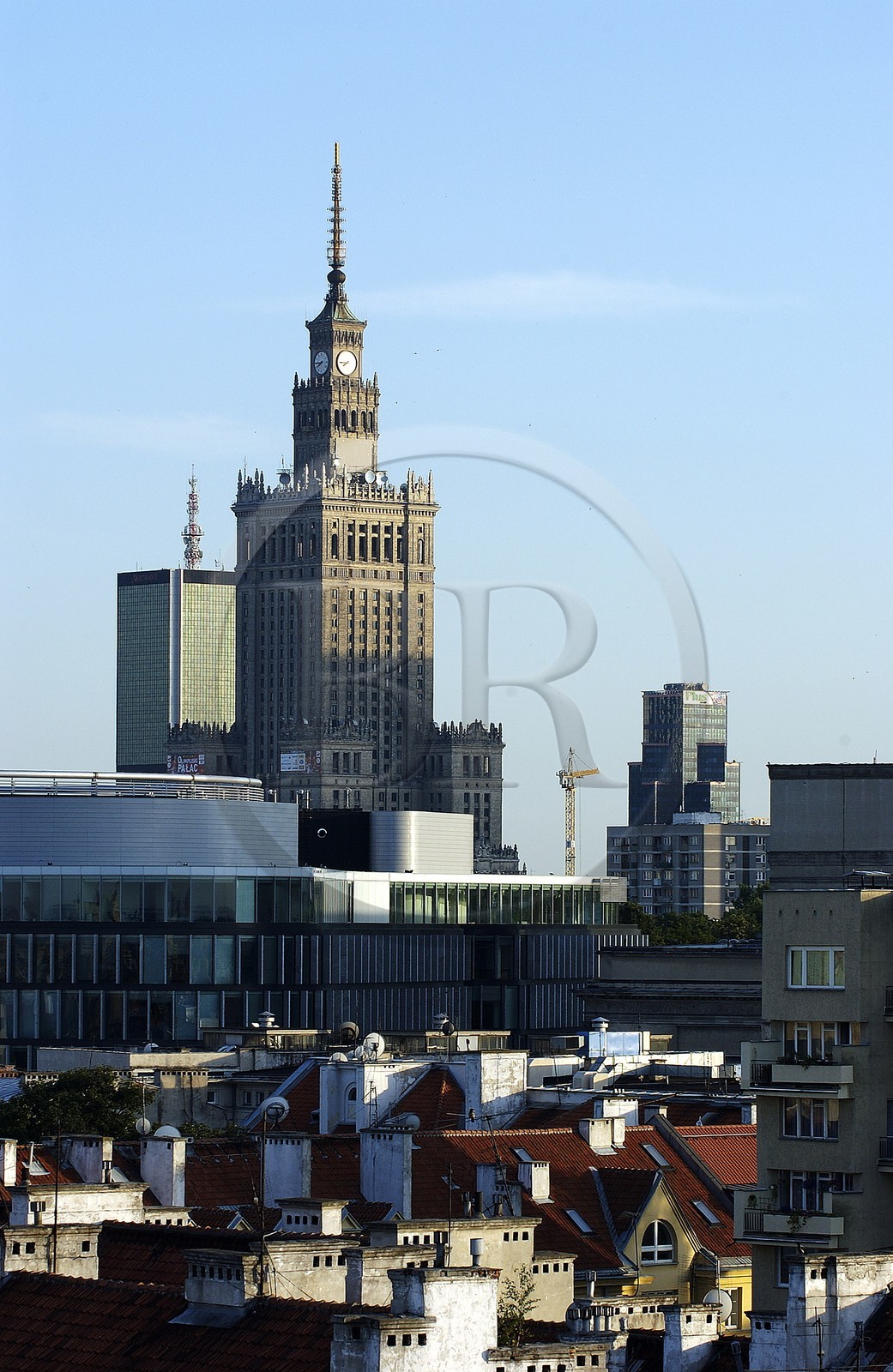 Pologne, Varsovie, le Palais (soviétique) de la Culture et de la Science domine la ville moderne, partiellement à l' emplacement de l' ancien ghetto